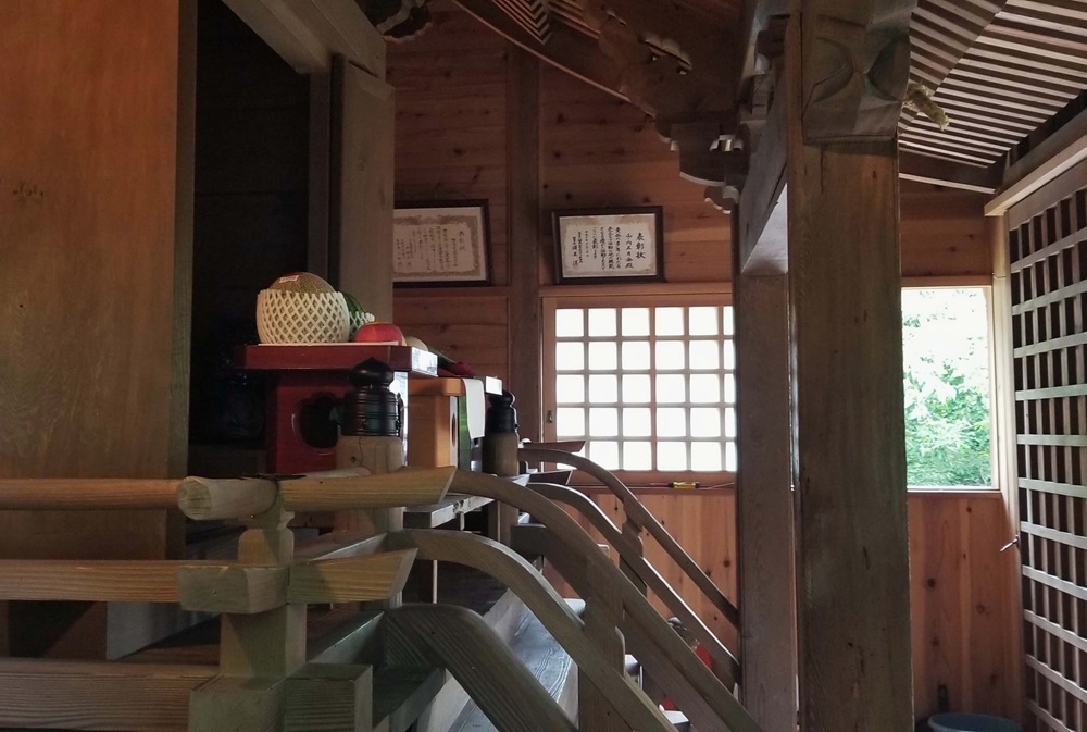 山ノ内　第六天社　お堂の中