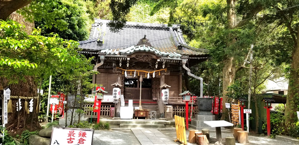 大町の八雲神社　本堂