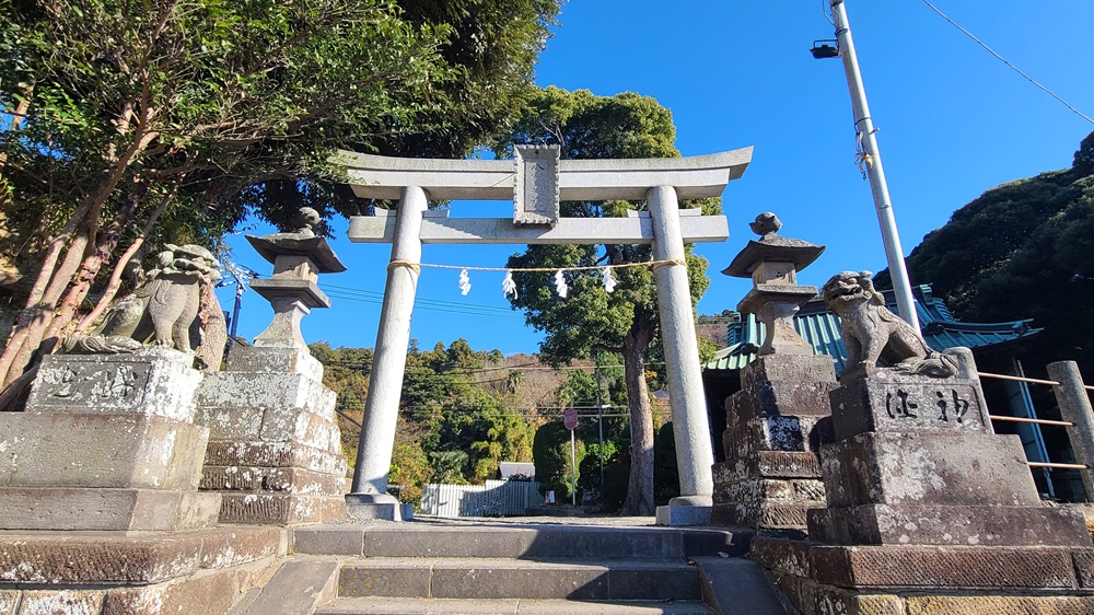 山ノ内の八雲神社　鳥居