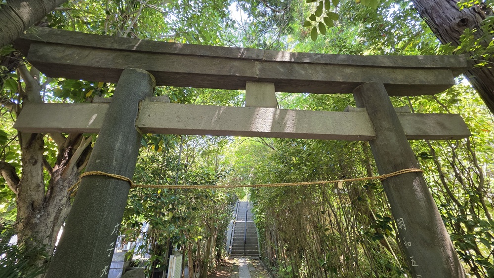 小袋谷　厳島神社鳥居