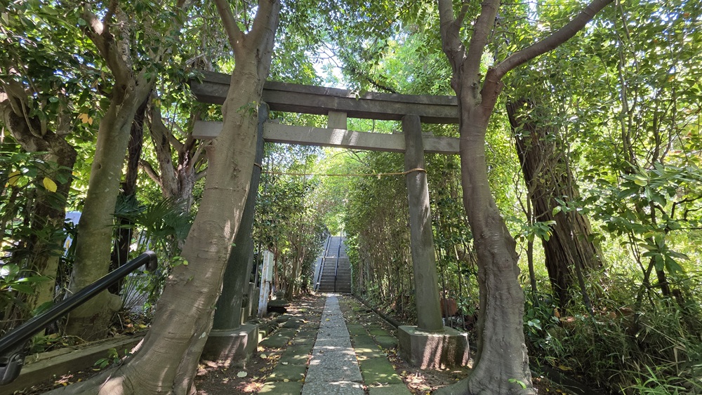 小袋谷　厳島神社鳥居