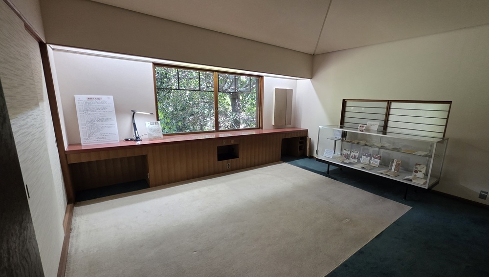 吉屋信子記念館寝室