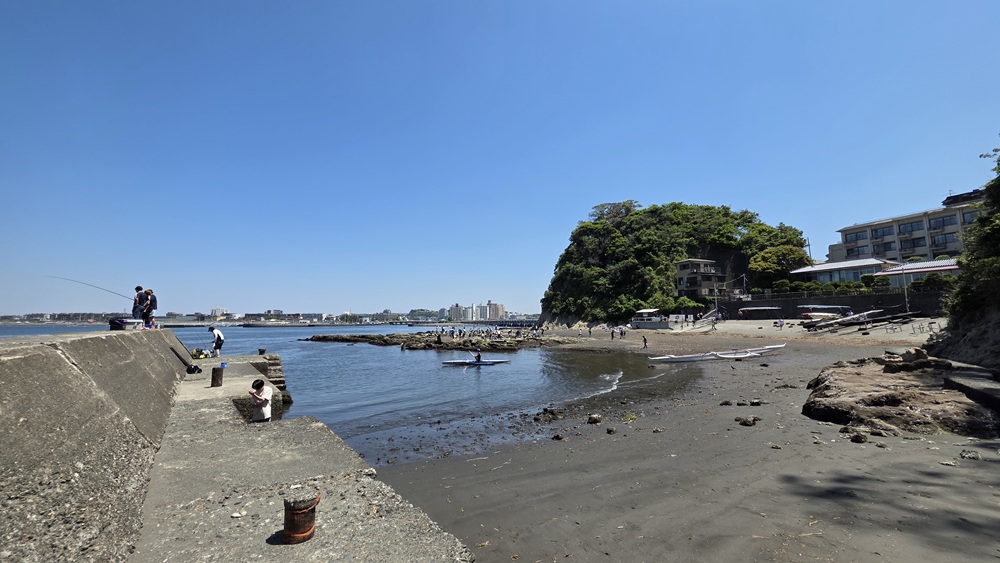 江の島 海岸と海と建物
