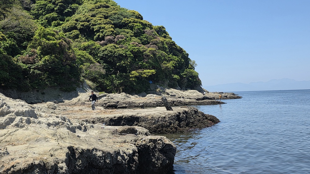 江の島 海岸沿い