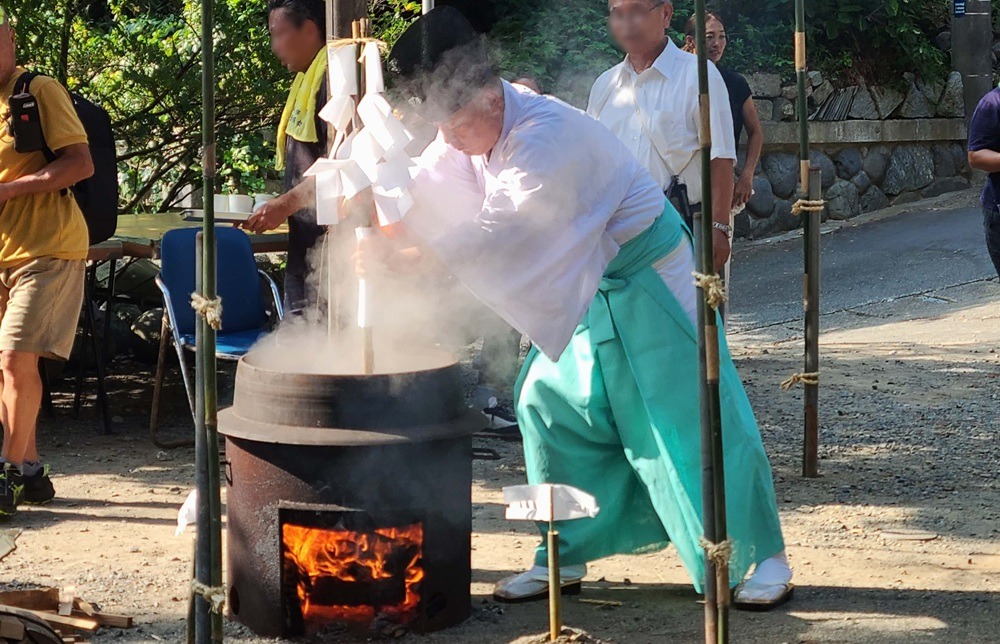 熊野新宮湯立神楽 掻湯