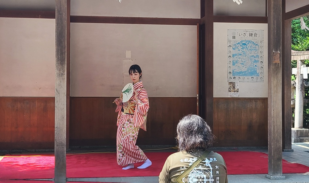 銭洗弁財天宇賀福神社 舞踊