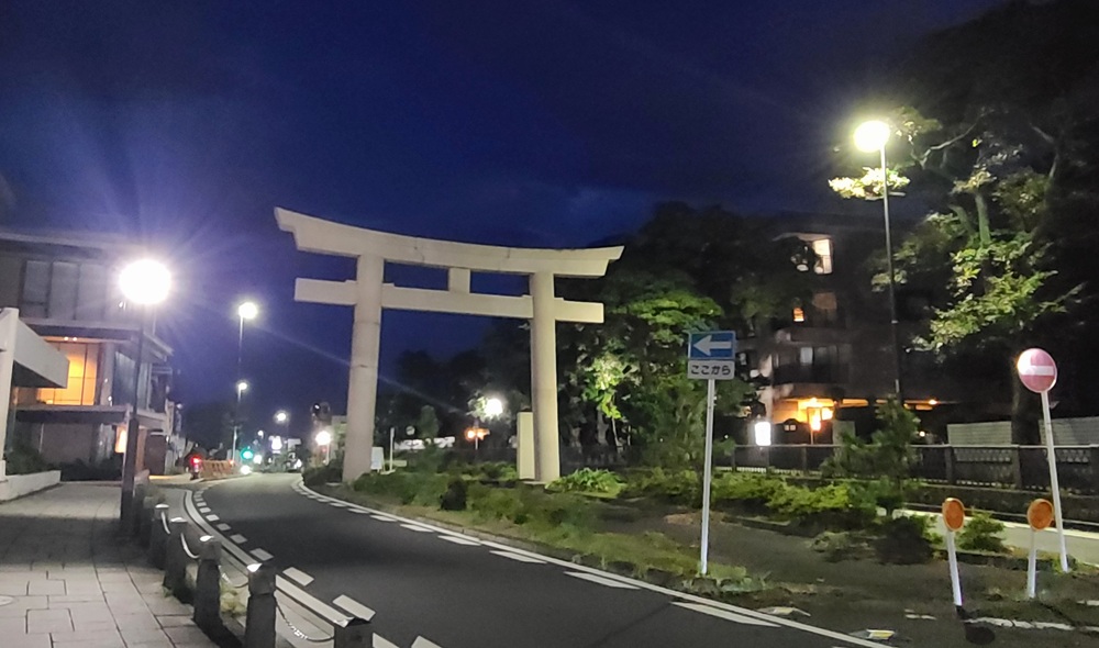 4時51分 一の鳥居の様子