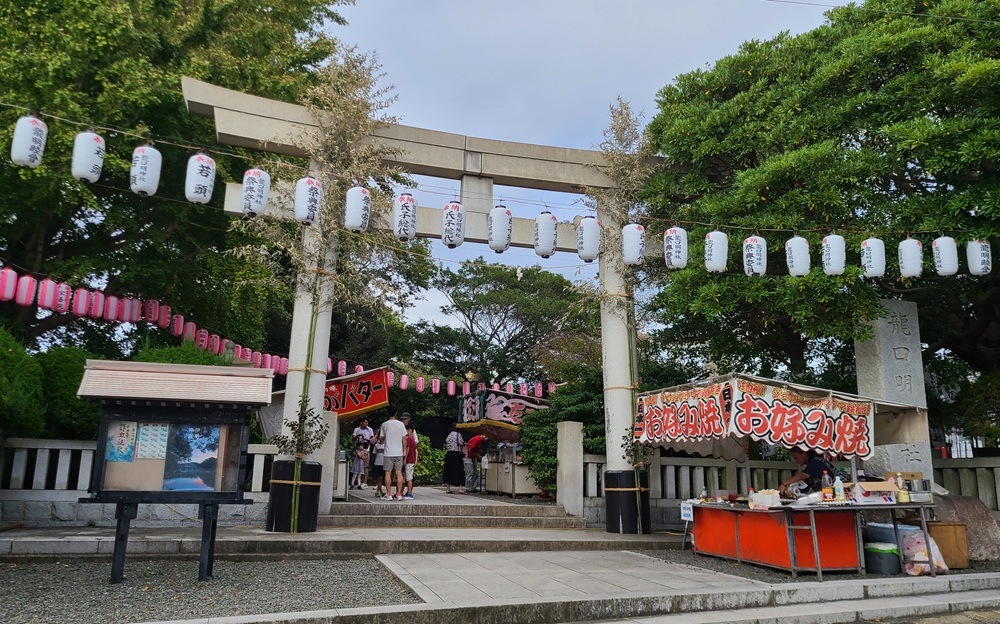 龍口明神社 境内の鳥居(2025年10月5日撮影)