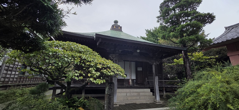 極楽寺本堂